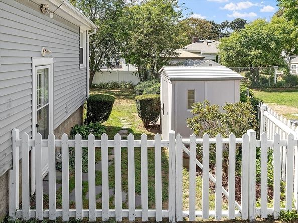 43 Bickford St, Lynn MA 01904