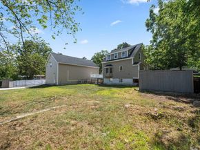 10 Scroxton Dr, Billerica MA 01821