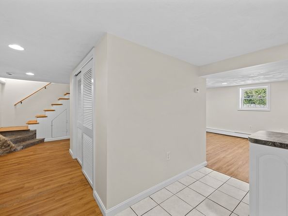 10 Scroxton Dr, Billerica MA 01821
