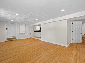 10 Scroxton Dr, Billerica MA 01821