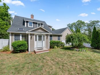 10 Scroxton Dr