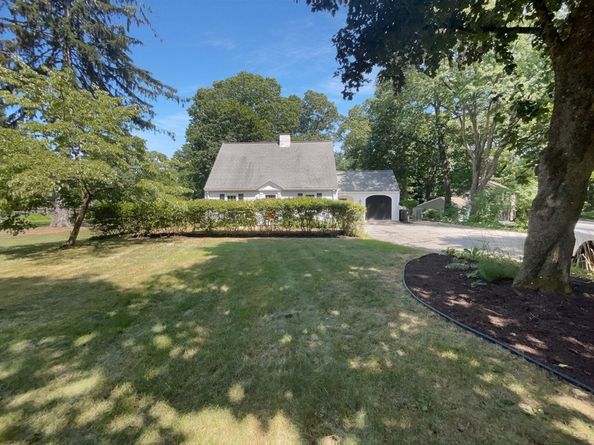 337 Edgell Rd, Framingham MA 01701