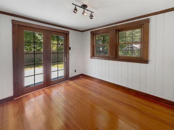 337 Edgell Rd, Framingham MA 01701