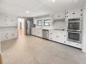 337 Edgell Rd, Framingham MA 01701