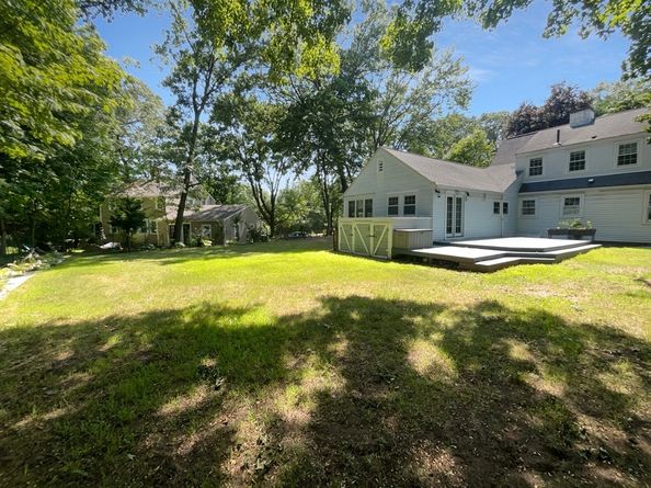337 Edgell Rd, Framingham MA 01701