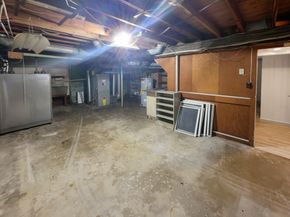 337 Edgell Rd, Framingham MA 01701