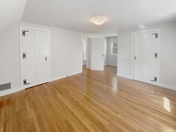 337 Edgell Rd, Framingham MA 01701