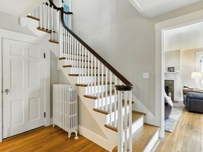 234 Pleasant St, Marblehead MA 01945