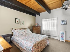 170 Dexter Ln, Rochester MA 02770