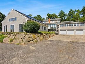 170 Dexter Ln, Rochester MA 02770