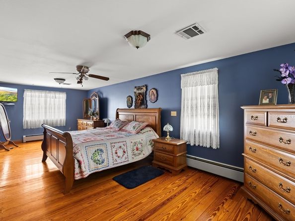 170 Dexter Ln, Rochester MA 02770