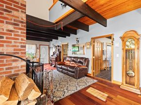 170 Dexter Ln, Rochester MA 02770