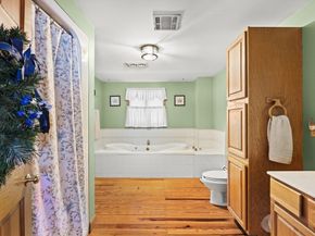 170 Dexter Ln, Rochester MA 02770