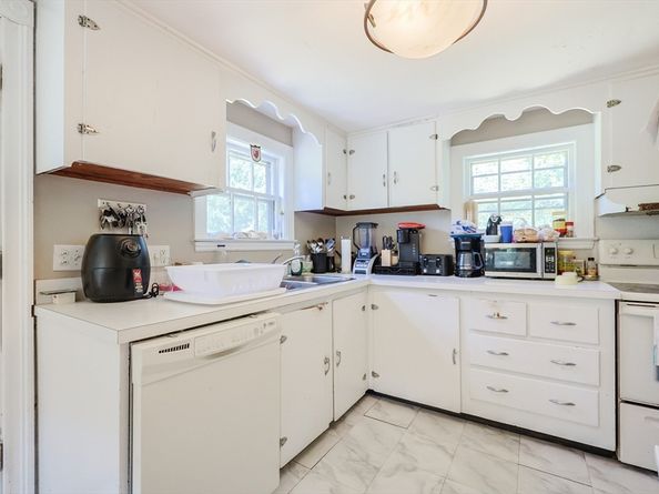1015 Webster St, Hanover MA 02339