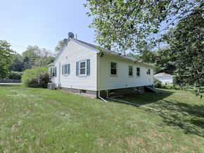 1015 Webster St, Hanover MA 02339