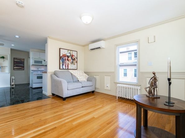 6 Avon Ct 2, Wakefield MA 01880