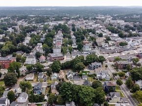 6 Avon Ct 2, Wakefield MA 01880