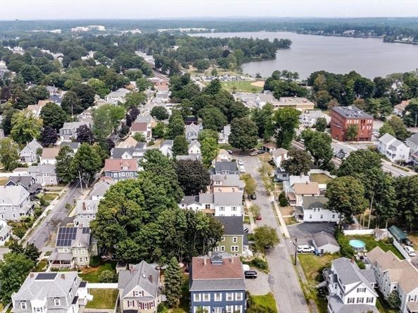 6 Avon Ct 2, Wakefield MA 01880