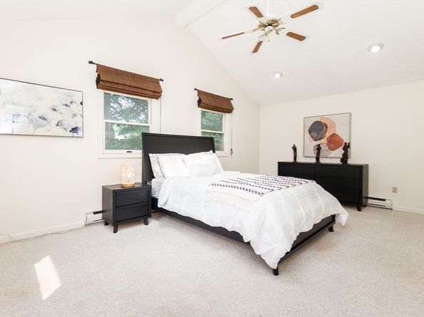 6 Avon Ct 2, Wakefield MA 01880