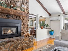 106 Upland Rd, Plympton MA 02367