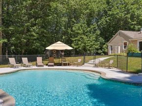 106 Upland Rd, Plympton MA 02367
