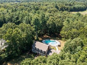 106 Upland Rd, Plympton MA 02367