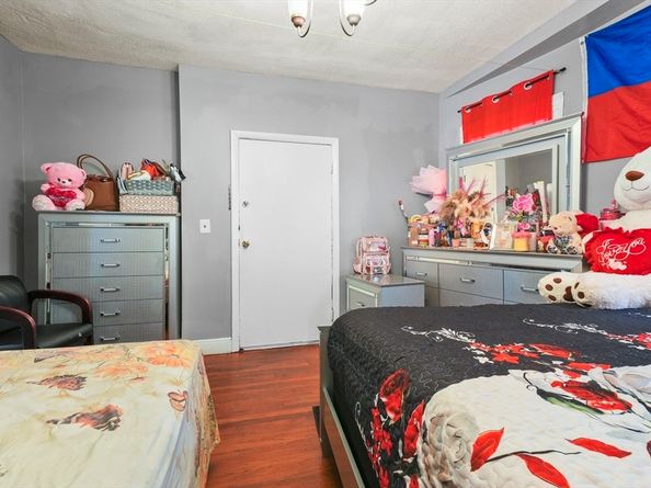 7-9 Gladstone Street, Everett MA 02149