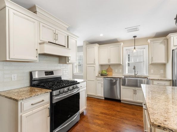 23 Locust St 2, Danvers MA 01923