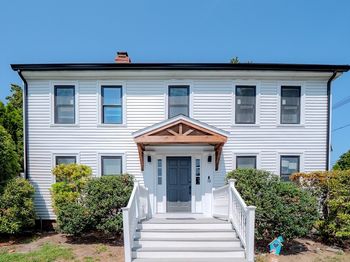 38 North Main St