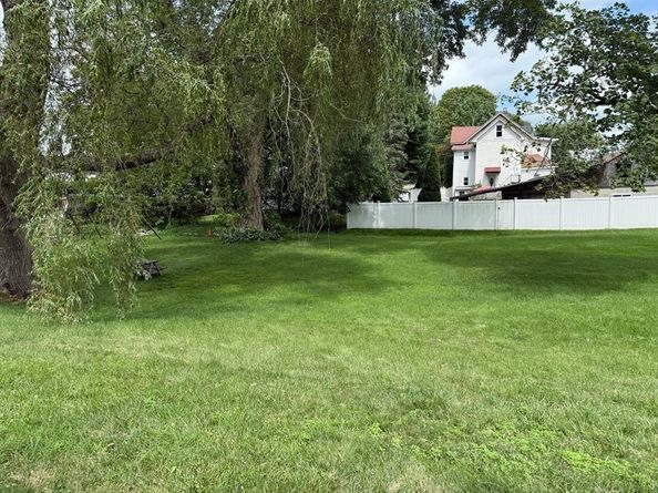16 Harvard St, Natick MA 01760