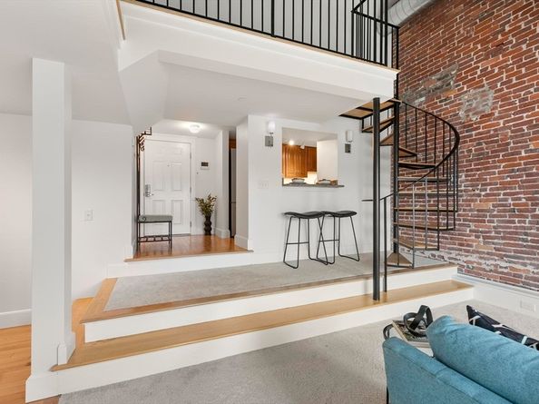 52 Sanborn Street 408, Reading MA 01867