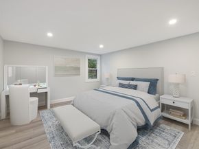 29 Village St 1, Marblehead MA 01945