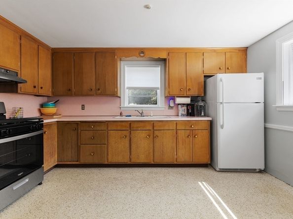63 Sears Rd, Milton MA 02186