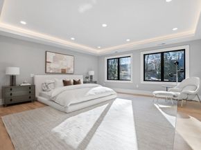 130 Arnold, Newton MA 02459