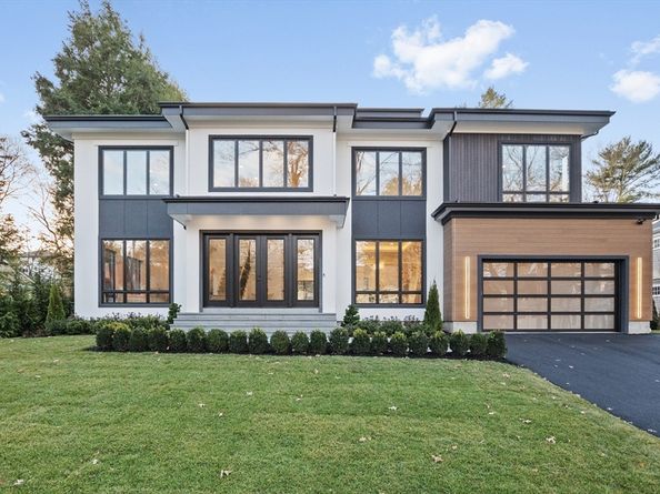 130 Arnold, Newton MA 02459