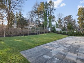 130 Arnold, Newton MA 02459