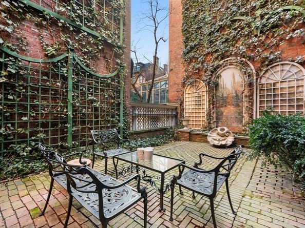 22 Louisburg Square, Boston MA 02108