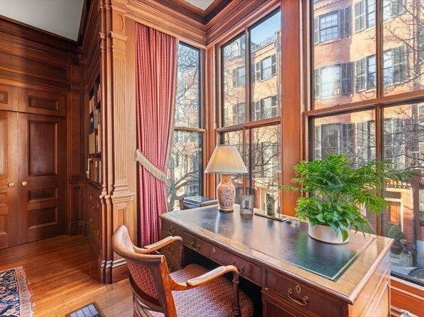 22 Louisburg Square, Boston MA 02108