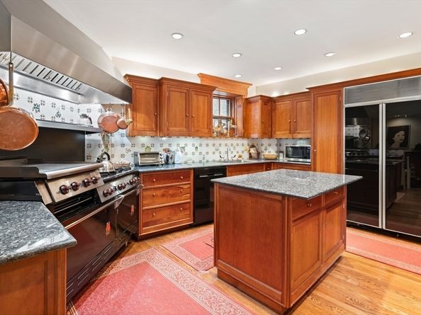 22 Louisburg Square, Boston MA 02108