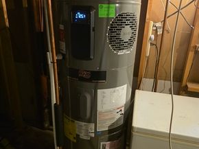 120 Roberts Ave, Holbrook MA 02343