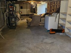 120 Roberts Ave, Holbrook MA 02343