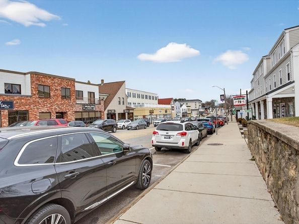 881 Main St 9, Walpole MA 02081