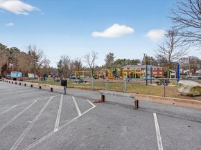 881 Main St 9, Walpole MA 02081