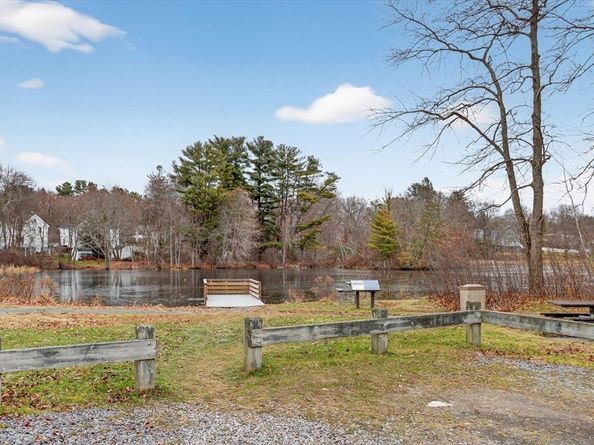 881 Main St 9, Walpole MA 02081