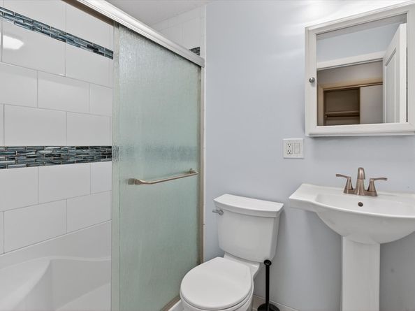 881 Main St 9, Walpole MA 02081