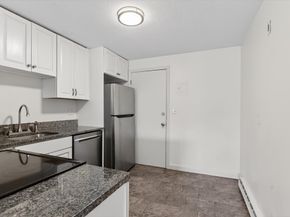 881 Main St 9, Walpole MA 02081