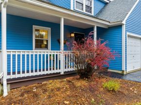 5 Aspen Cir, Bedford MA 01730