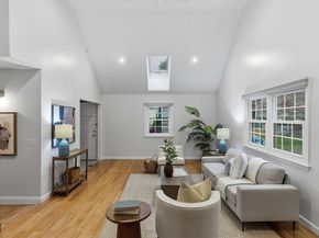 5 Aspen Cir, Bedford MA 01730