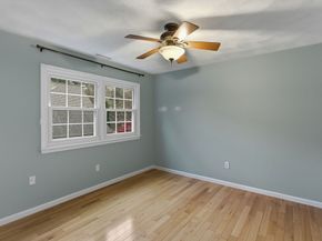 5 Aspen Cir, Bedford MA 01730