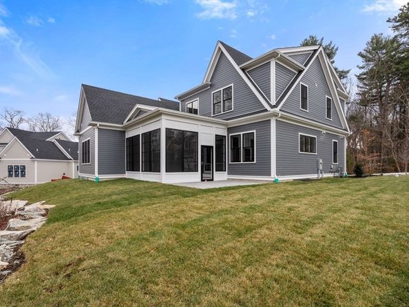 57 Horrigan Drive 3, Dedham MA 02026